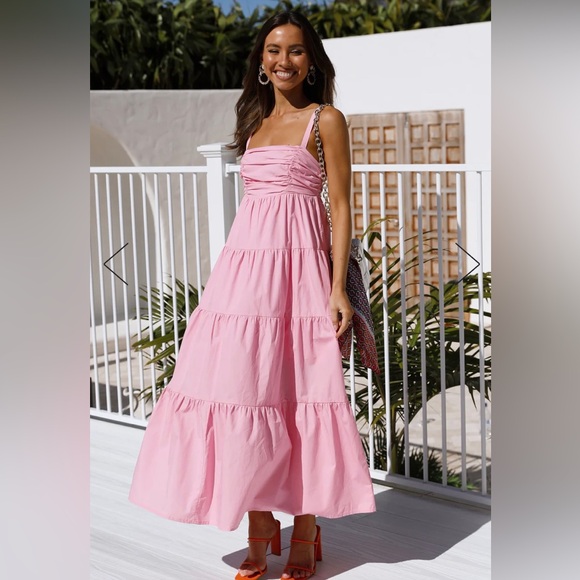 Hello Molly Dresses & Skirts - Hello Molly Pink Maxi Dress size Medium